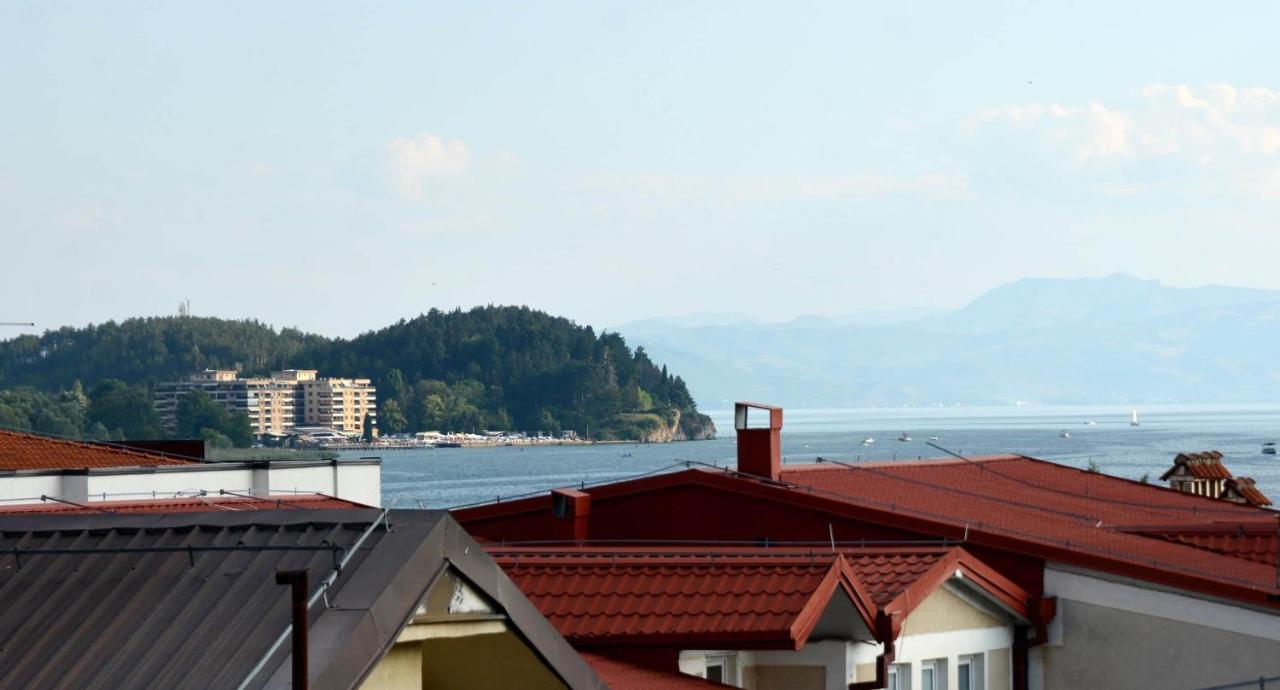 Central Lakeside Apartment 奥赫里德 外观 照片